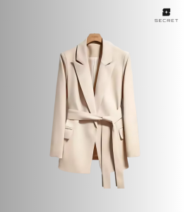 Stylish women's business blazer – professional tailored suit jacket for office and formal wear.